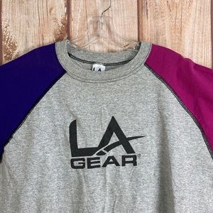 ➡️Vintage LA Gear Raglan Crop Tee One Size
